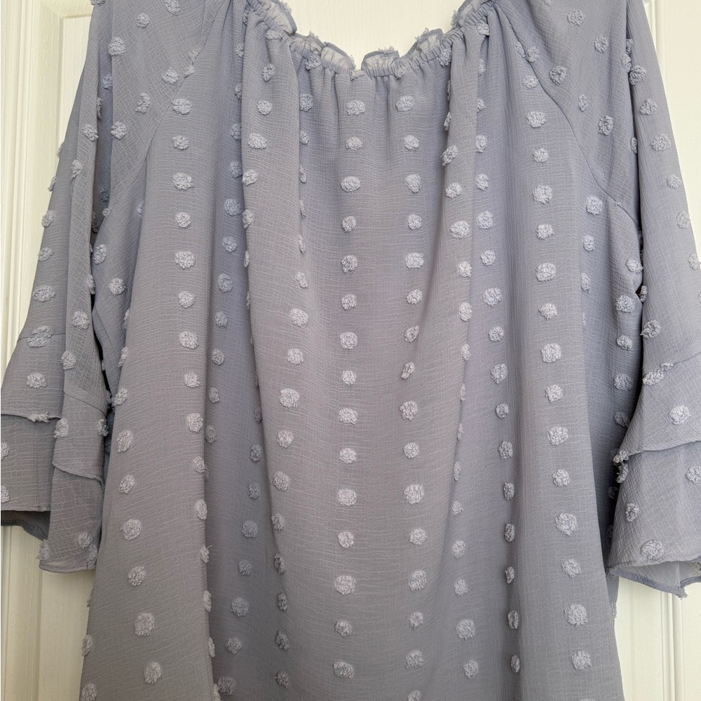 Elegant Gray Women's Top - Picture 2 of 3